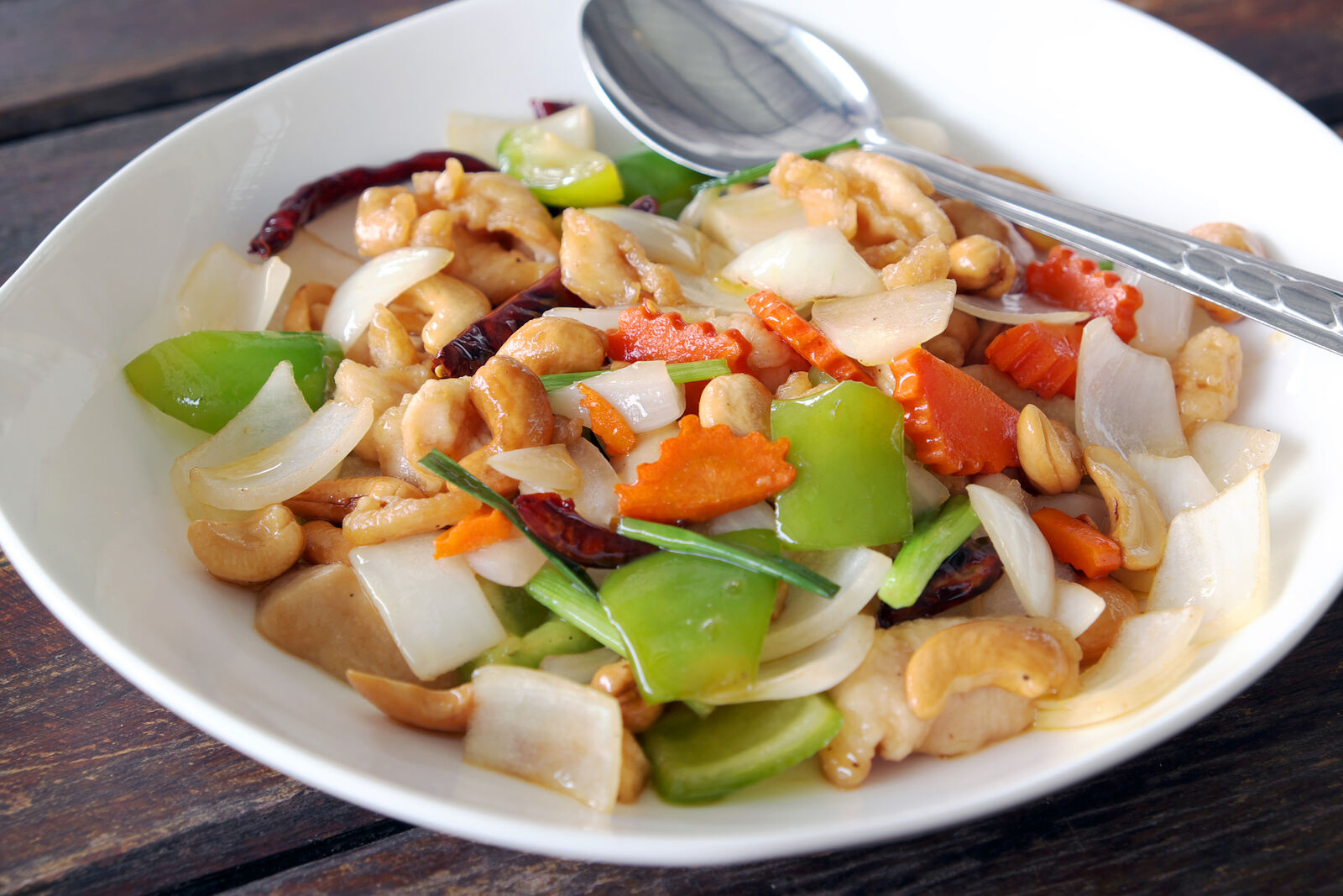 Cashew chicken stir-fry