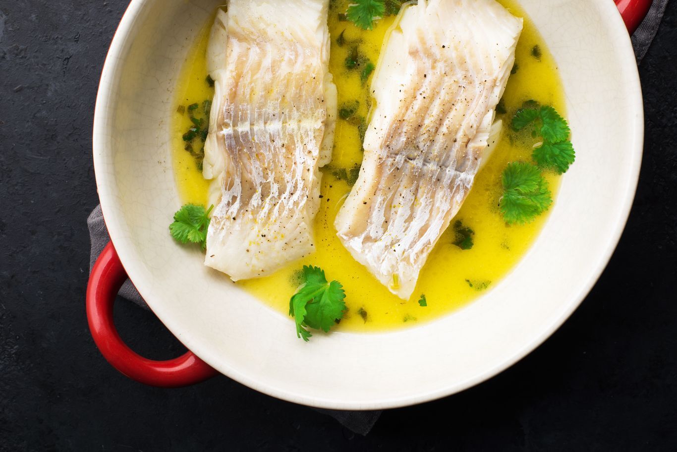 Lemon butter cod with garlic green beans